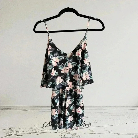 Brandy Melville Romper - Small - Picture 3 of 4